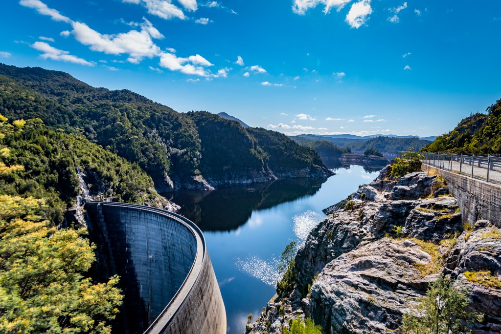 The breathtaking Gordon Dam where Kevin Smith played the piano