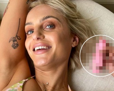 Why this racy detail in Domencia Calarco’s latest selfie has fans in an absolute frenzy