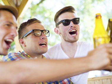 Research reveals Aussies ‘speak drunk’… even when sober